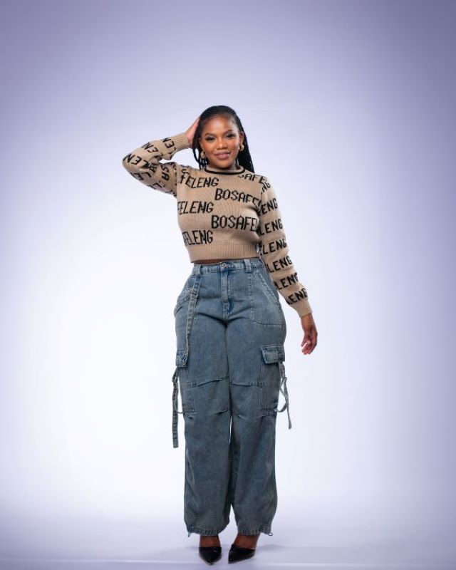 BOSAFELENG Women Crop Jersey styled outfit, full length