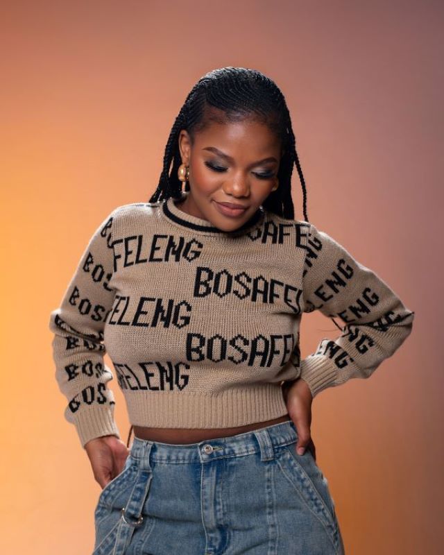 BOSAFELENG Women Crop Jersey lifestyle shot