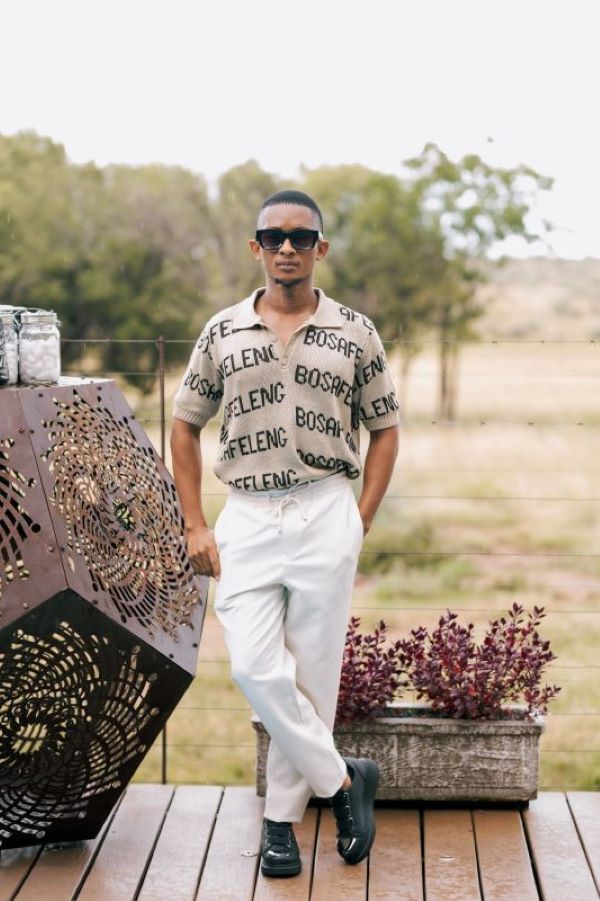 BOSAFELENG Golf Shirt Special Stone, full length view