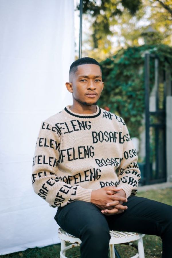 BOSAFELENG Men Jersey in nude, front view